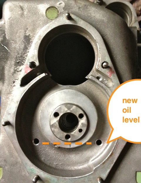 Panhard_gear_oil_level_new